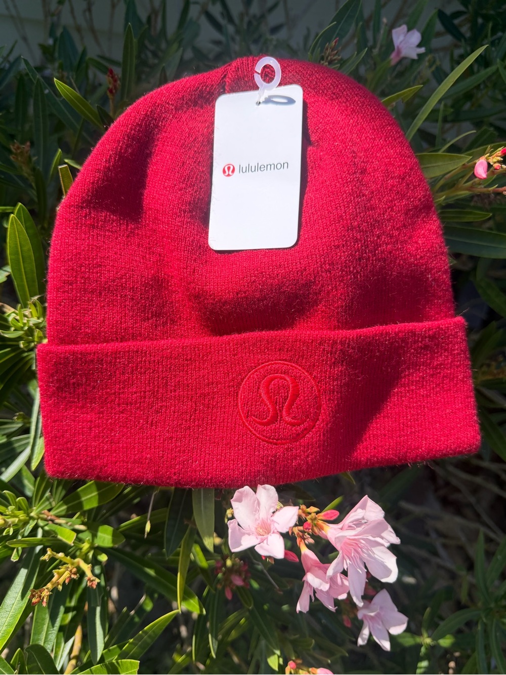 LULULEMON athletica Red Ribbed Knit Beanie - Picture 7 of 12